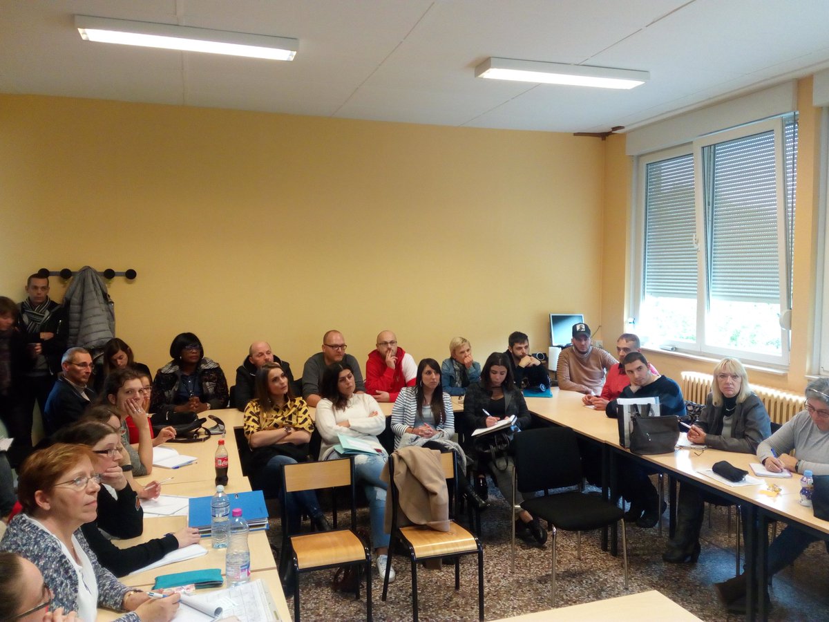gregorybeaujean's tweet photo. Info session sur l'#intérim aux stagiaires du #plope, #aurelie, #aigs .Rencontre avec les agences en février @VFUFFI @LeForem @AviQ @plope @AIGS https://t.co/QGV6hCukLK