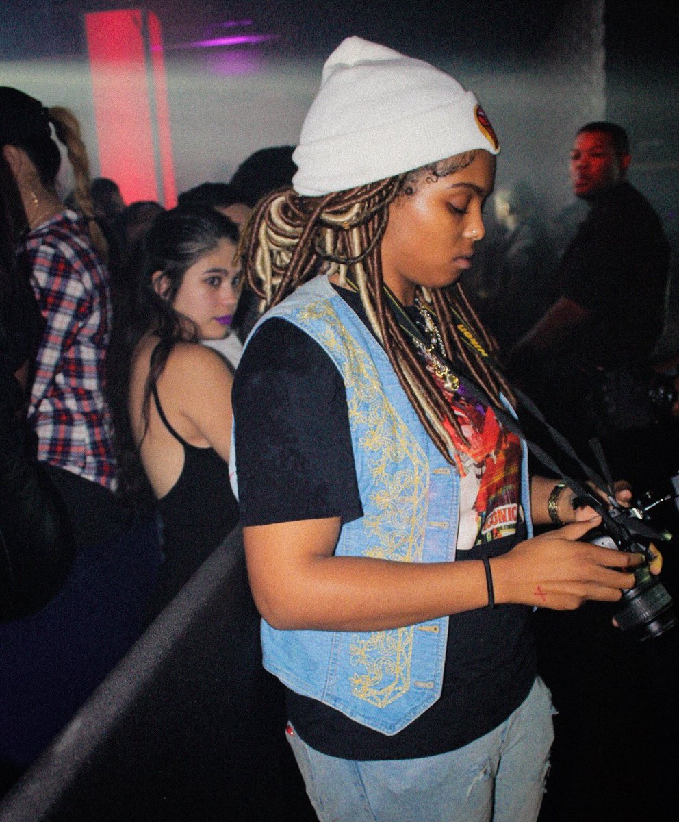 2ffePhotagraphy's tweet photo. Engine Room/ White Swan/2016
@LACEYDREAUX X #dreauxlusional 
Photos by📷:@TheRealSkylow_ #2FFE https://t.co/mUWqsswcWf