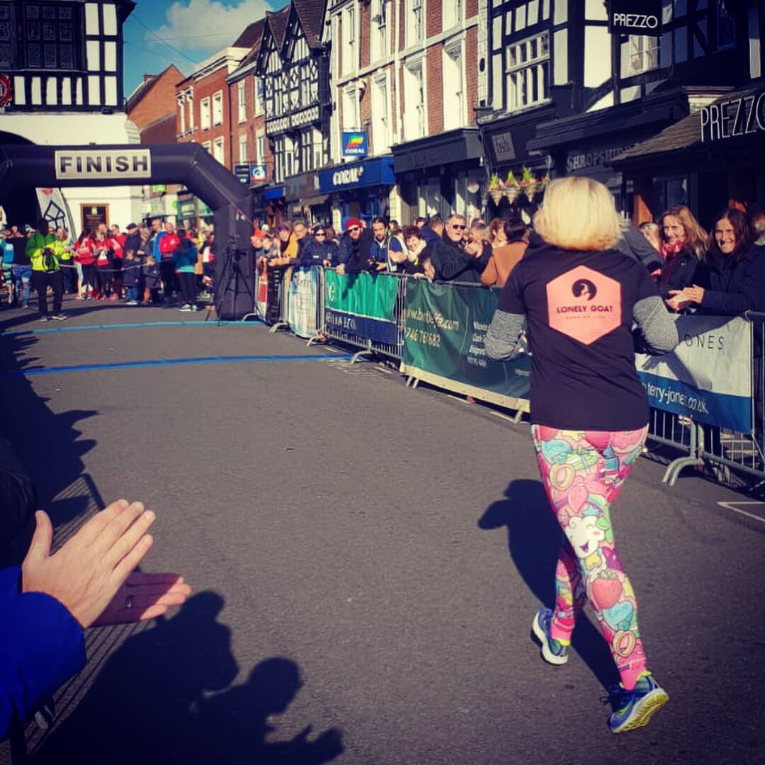 clair_cains's tweet image. Hey #MedalMonday long time no see! Well I’ve got a medal today!! Hometown race.... chest infection... only did it in 1:11:46 😱 @runr_uk @purdueperform @BethScriv @locketloves #purdueperformance #bridgnorth10k @Bridgnorth10k #Runr #RunChat #bling #lucylocketloves #lonelygoat