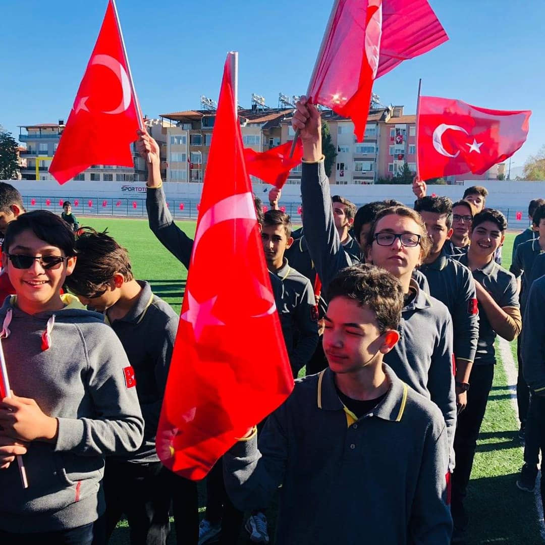 BurdurBK's tweet photo. Bahçeşehir Koleji Olarak Tüm Okullarımız Cumhuriyet Bayramı kutlamalarındaki yerlerini aldılar...
#29ekim #cumhuriyet
#heranımdabahçeşehir https://t.co/Aau4qCWI77