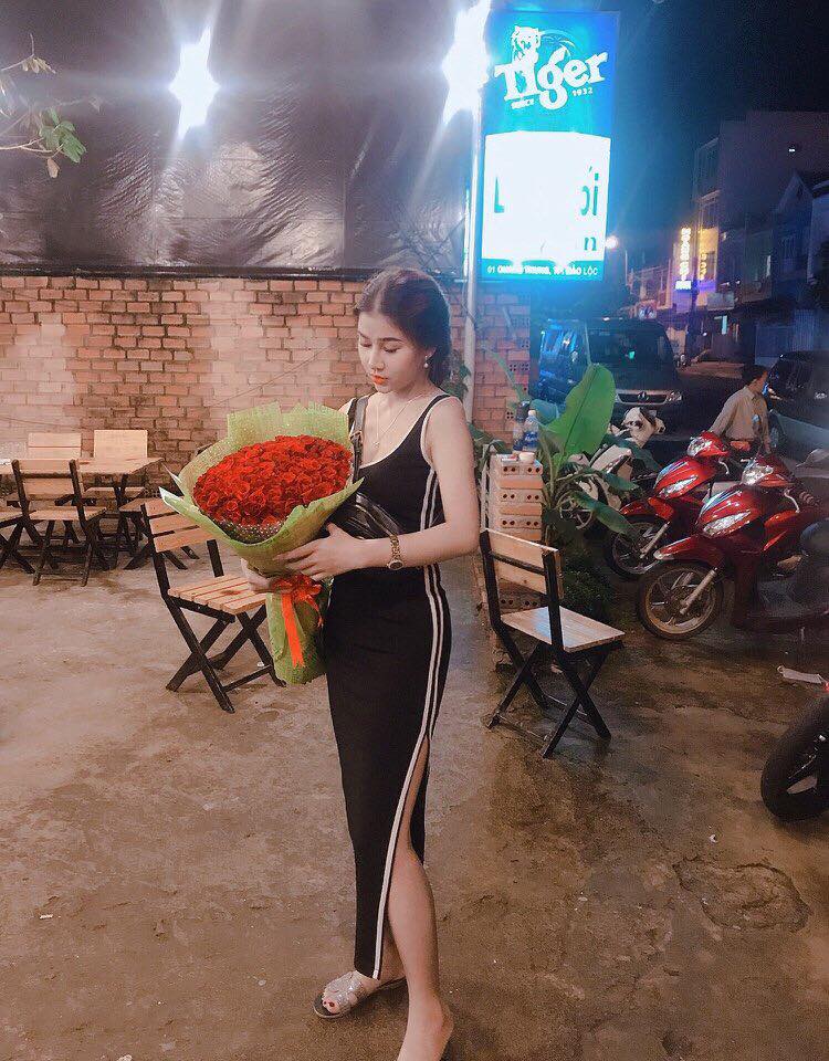 ChelseaCarpinte's tweet photo. Hay là anh bỏ cả đi. Về nhà em nuôi. 😆😆😆 https://t.co/zcpnpK9PUg