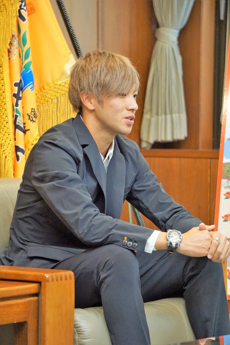 愛媛FC 在籍時 神谷優太選手 着用ユニフォーム Mサイズ長袖 愛媛FC 在籍時 神谷優太選手 着用ユニフォーム Mサイズ長袖 愛媛FC 在籍時