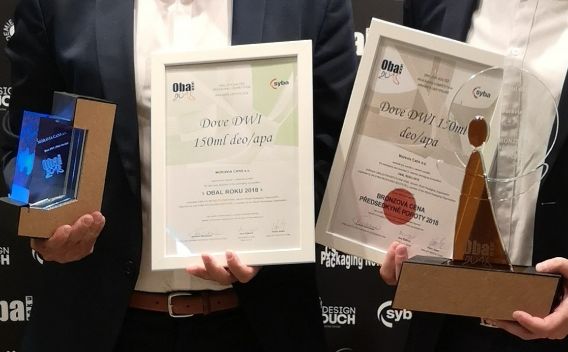 MoraviaCans's tweet photo. Congratulation to @MallHerlan on winning 2018 FEA Innovation Award with our very own Dove150ml in DWI Technology.
And we are proud to announce Dove 150ml DWI as a winner of Obal Roku 2018 in Cosmetics category! Fingers crossed for 🌟WorldStar Packaging Awards! https://t.co/uJW3sAMK0Z