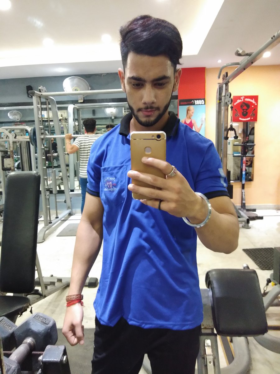 I May Be Peaceful, But Don't Provoke The Beast💪.

#gymmotivation #fitnesafreak #gurumann #gurumannfitness #jeetselal #panchkula #India #jeetselalaesthetic #drugfreeindia #missionindiafit