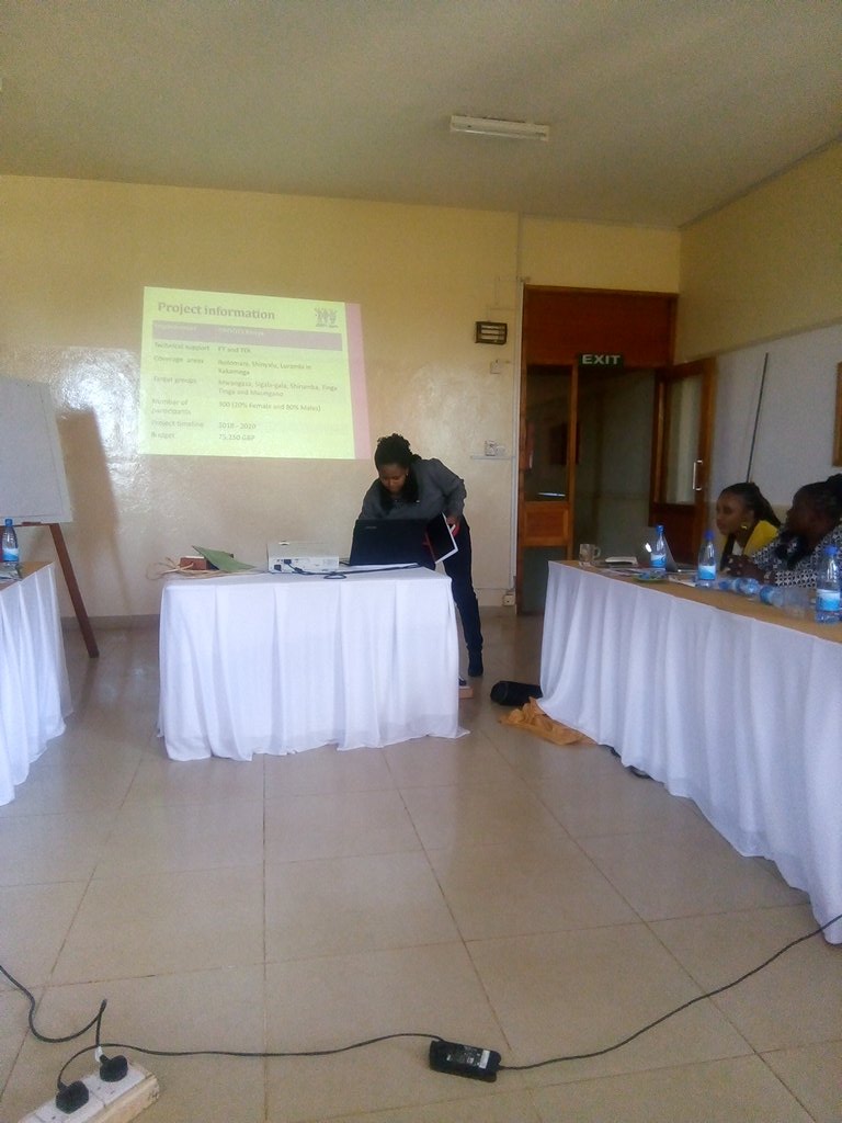 Jael Amati  from @groots_kenya passionately talking about Fairtrade Gold. Fairtrade enables the elimination of all forms of child labour and realisation of better working conditions in the gold supply chain.<a href="/FairtradeAfrica/">Fairtrade Africa</a> <a href="/Fridahgithuku/">Fridah Githuku</a>