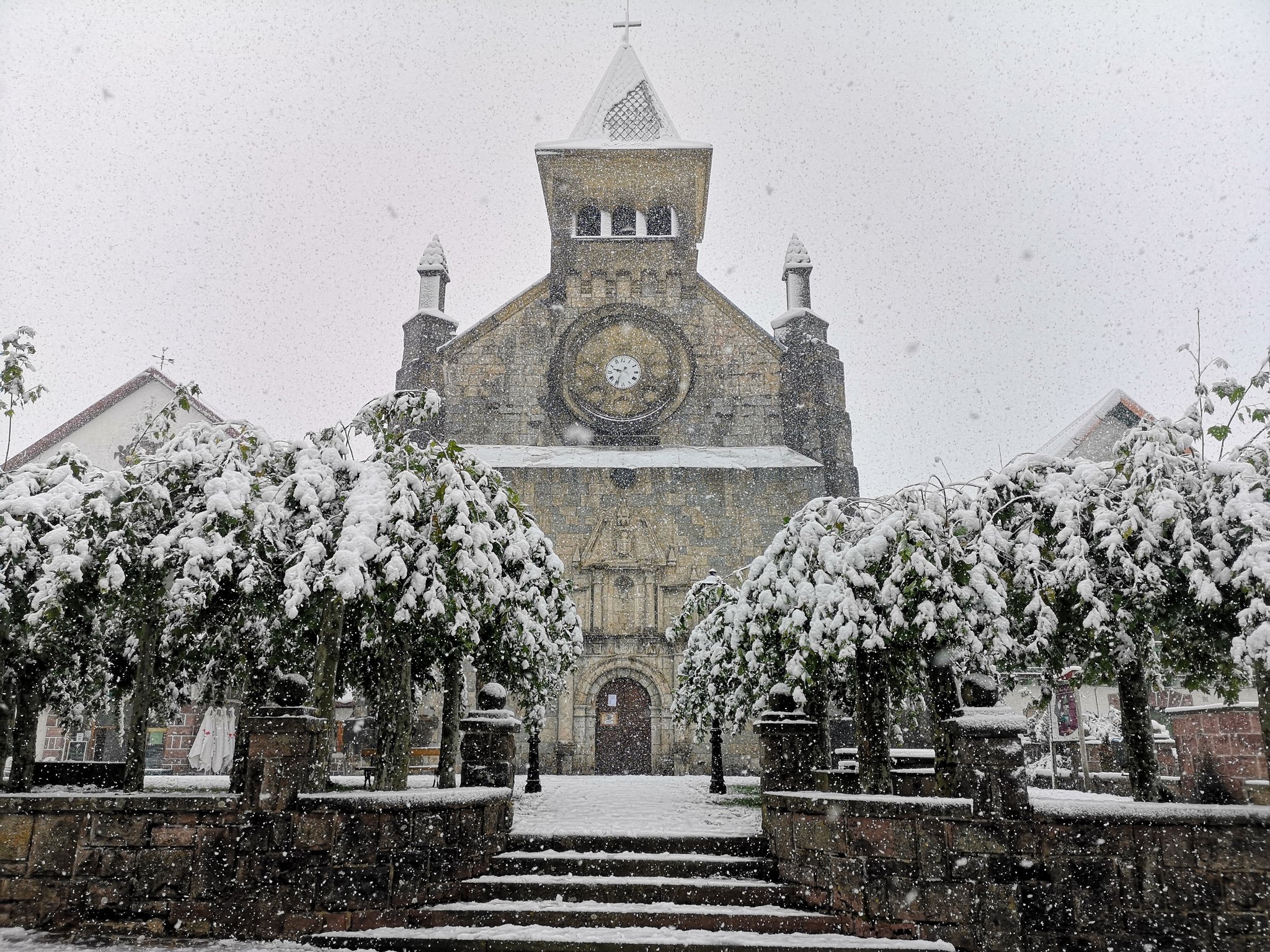 AuritzBurguete on Twitter 