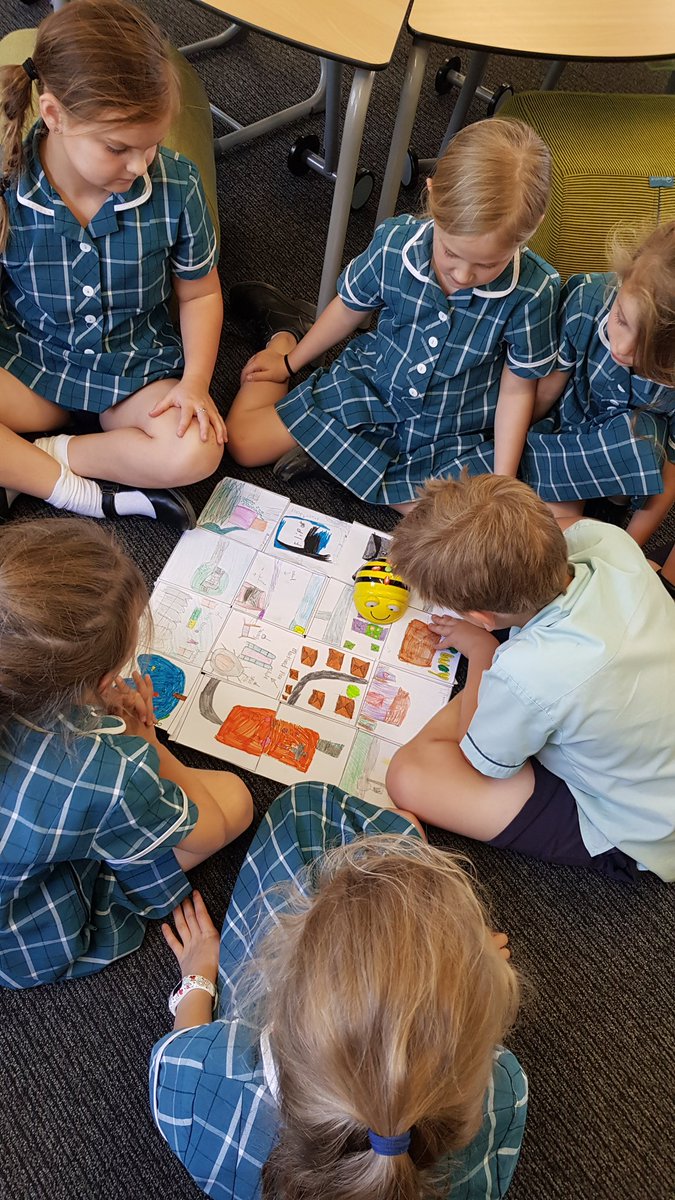 4W_CHM's tweet photo. Manoeuvring the Beebots around our towns in Geography. https://t.co/zKAtrZakOS
