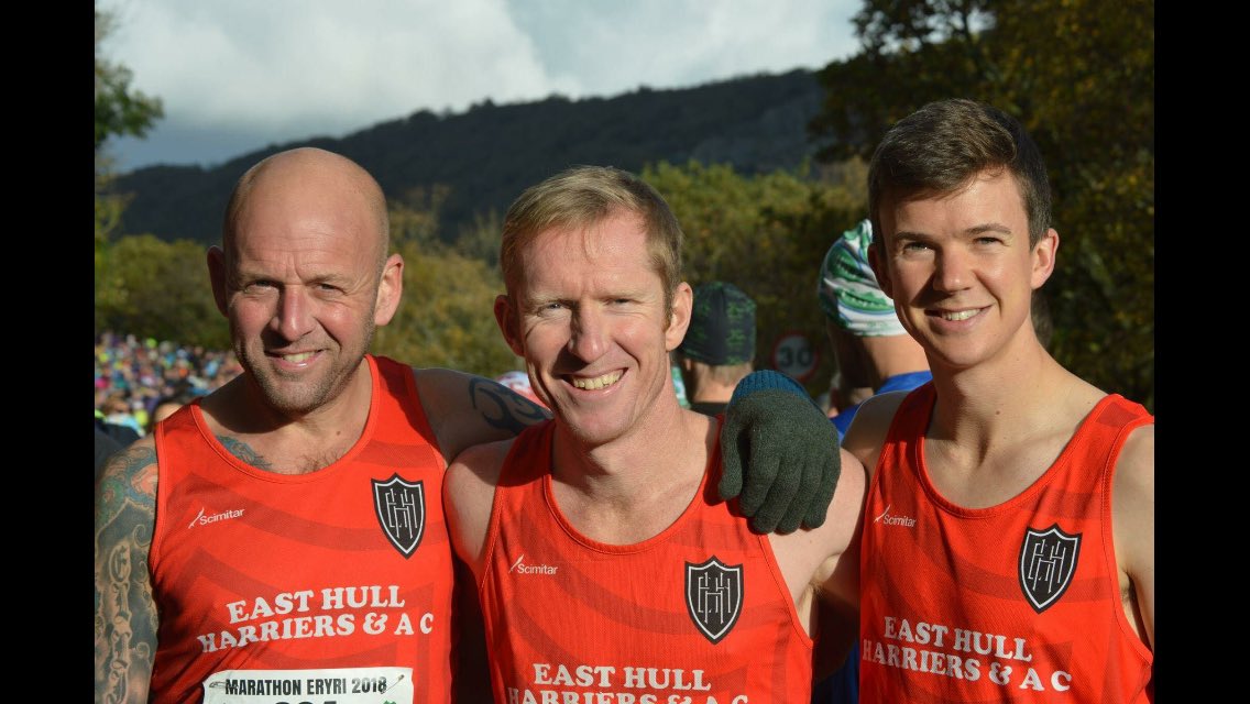 Congratulations to our 3 man team that won the Snowdonia Marathon Team Prize. 

Matty Hayes, Rob Weekes and Danny Jones 🔴⚪️

#EHH