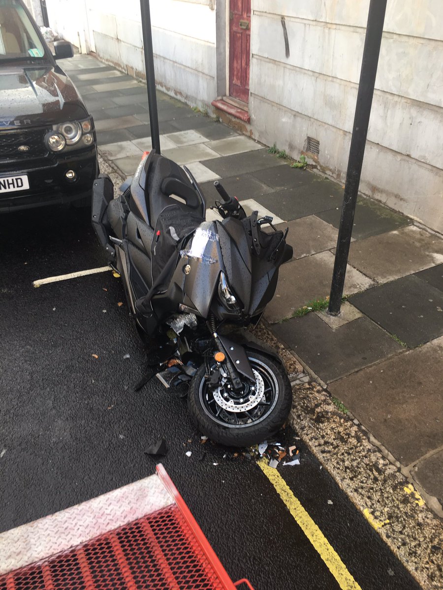 DMRVehRecovery's tweet photo. Two weeks old 68 plate 400 nmax written off over the weekend. Rider is ok thankfully! We always get the jobs the rest can’t do. No matter how damaged a bike is it should never be transported on its side. Use a bike specialists. 
https://t.co/pJRh5CrU55
07533-189-189 https://t.co/XmQTkW1G1e