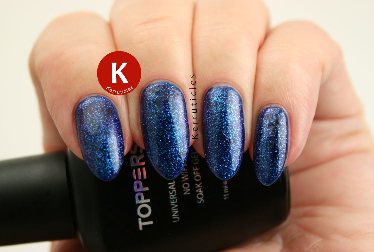 Kerruticles's tweet image. Love the new @toppersnails #gel top coats. This is Bluesky A24 with Toppers Top Secret over the top ckerr.net/2AxGftm Lovely shimmery effect. #gelnails #gelpolish