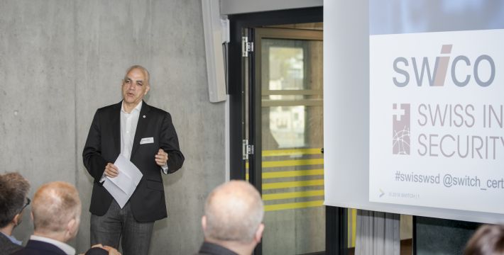 swicoFRA's tweet photo. Présentations sont en ligne & résumé de #SwissWebSecurityDay avec @swiss_isa et @SWITCH_ch sur l'état actuel de #WebSecurity Conclusion : Dans la théorie beaucoup est déjà possible, en pratique il faut agir: https://t.co/OJeRq4GSPH https://t.co/co6NbDE660