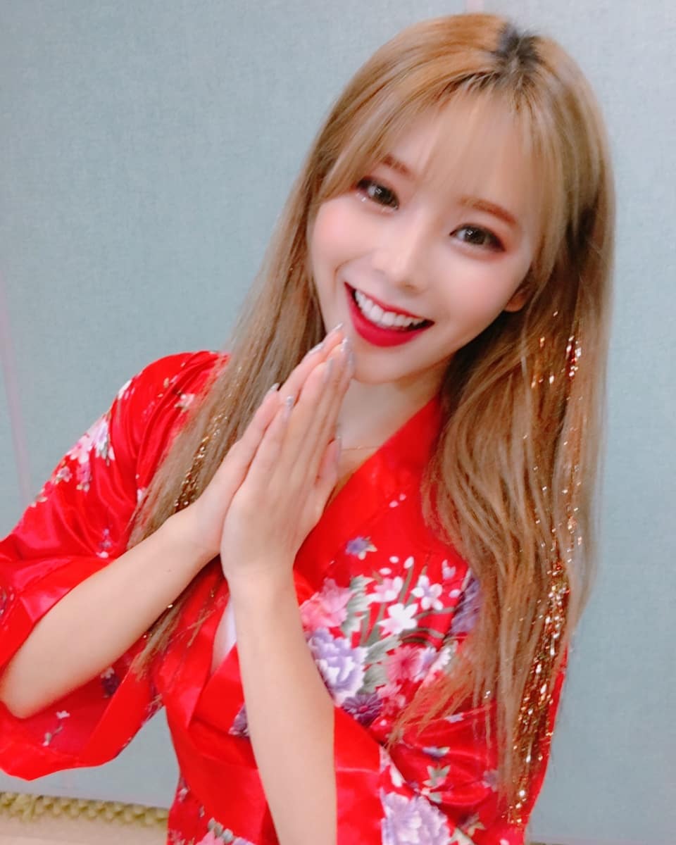 pinkfantasy_kr tweet picture