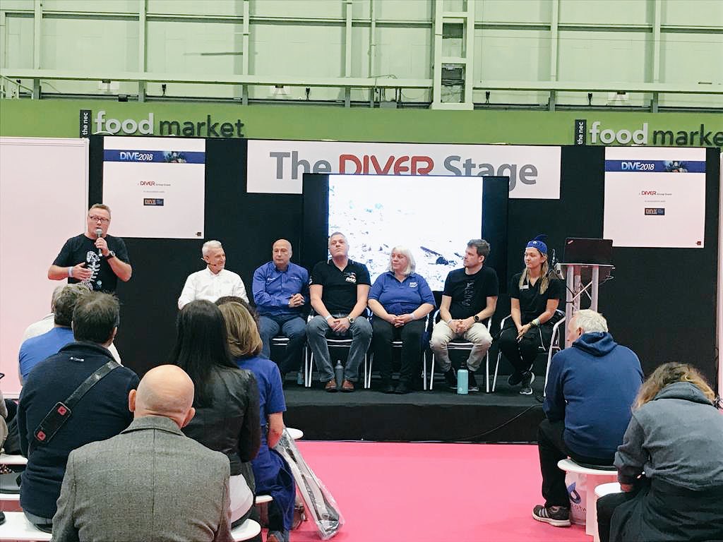 Great to be part of the panel discussing #marinedebris #plasticpollution with @projectaware @Paul_Rose @BSACdivers @apeksdiving @DiveRAID Thanks to @JustOneOcean! @DIVESHOWS #DIVE2018 #fourthelement #OceanPositive