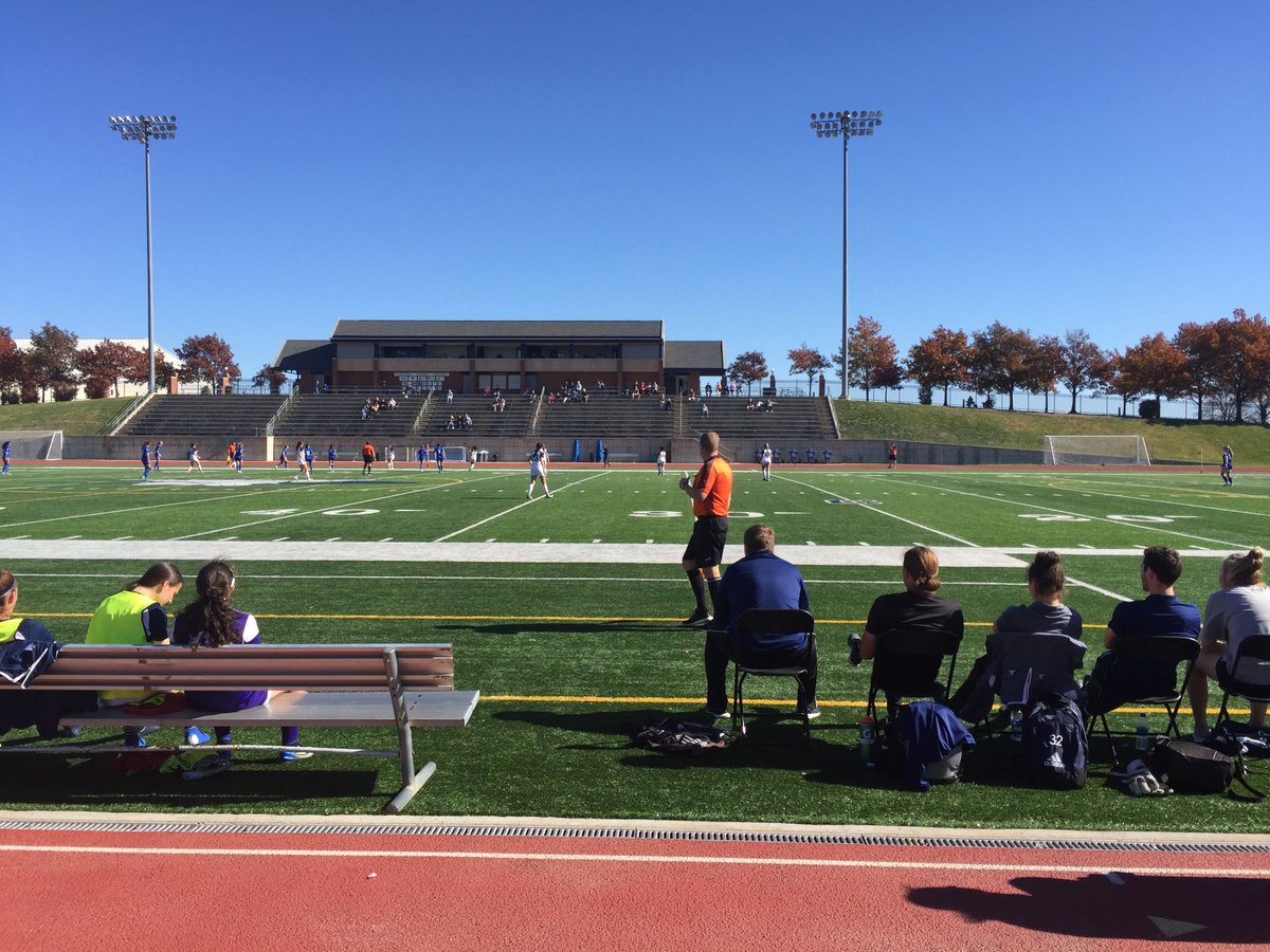 DougKuhlmann's tweet photo. Had a good time watching the @CUNEWSoccer program and Coach Henson @ghenson10 this past weekend at @cunebulldogs
Great to see a former coach from @LutheranCougars and a good friend coaching my alma mater!
#ACougarToABulldog
#BulldogMade
#GoodLuckInThePlayoffs https://t.co/eAiJR1BRlF
