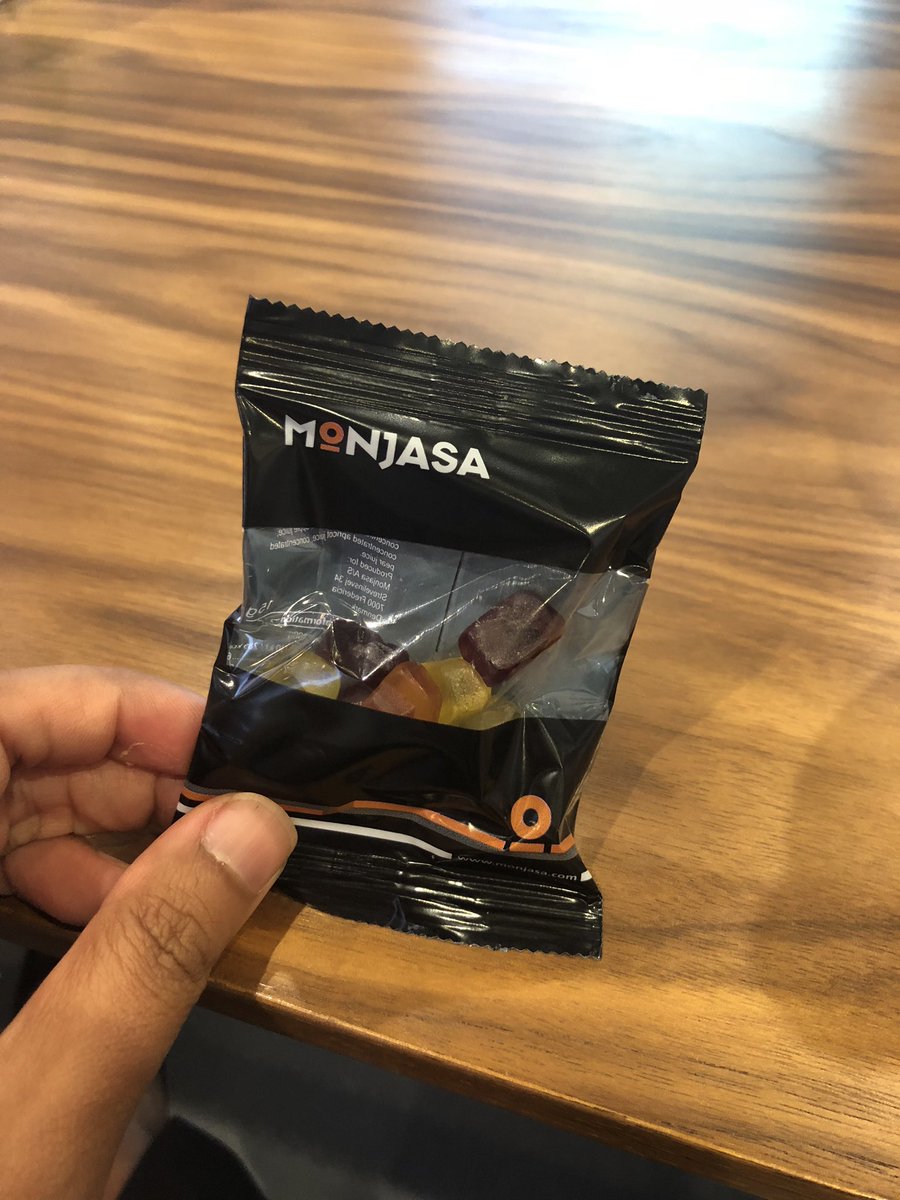 FarAlkaff's tweet photo. Also, how adorable is this pack of gummy ships #Monjasa gave out at our #UAEComplianceNetwork event?? Brb need to steal this idea and get #Oracle cloud shaped candy at our #Compliance trainings https://t.co/JD6b1bDVwY
