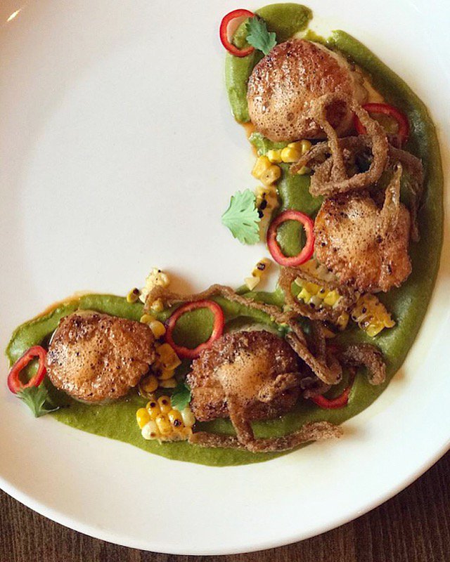 PUBLIC kitchen + bar tweet media