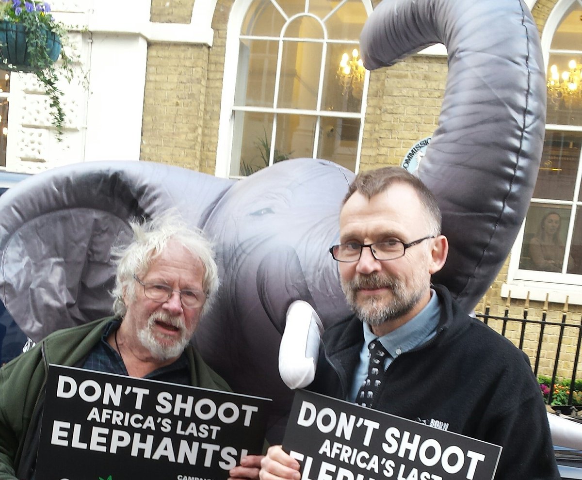 With Bill Oddie outside Botswana High Commission in London, urging the authorities not to overturn the ban on #TrophyHunting <a href="/BornFreeFDN/">Born Free Foundation</a>