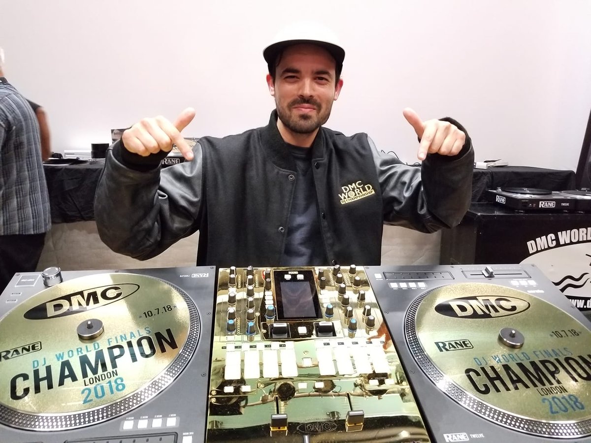 Ville2Biarritz's tweet photo. | BONNE NOUVELLE | Le biarrot DJ SKILLZ sacré Champion du monde DMC 🏆
Il fêtera bientôt son titre à l’Atabal ! 
Découvrez sa performance sur YouTube 
👉 https://t.co/LuQrC2imqQ

#djskillz #dmc #championdumonde #ville2biarritz #biarritz #djskillzbiarritz #atabal #atabalbiarritz https://t.co/3OtGUJNEEH