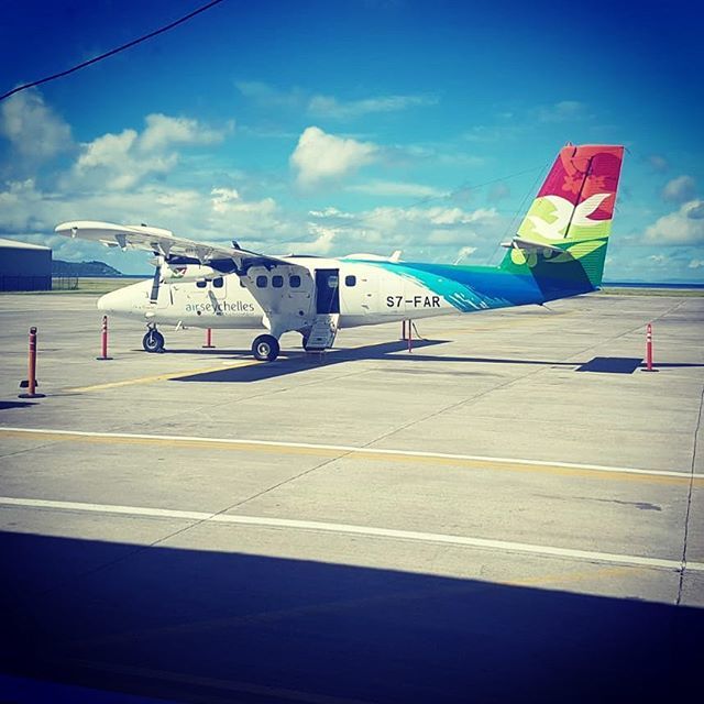 Jetzt geht der Urlaub endlich los #vacation #honeymoon #seychelles ift.tt/2OdFCIO