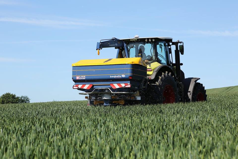 KRM  - Fertiliser Spreaders That Work . . .

Section Control | Automatic Weigh Cell Calibration | ISOBUS | Variable Rate

Contact your local KRM dealer today for the best out of season deals available . . . 
#ItWorks