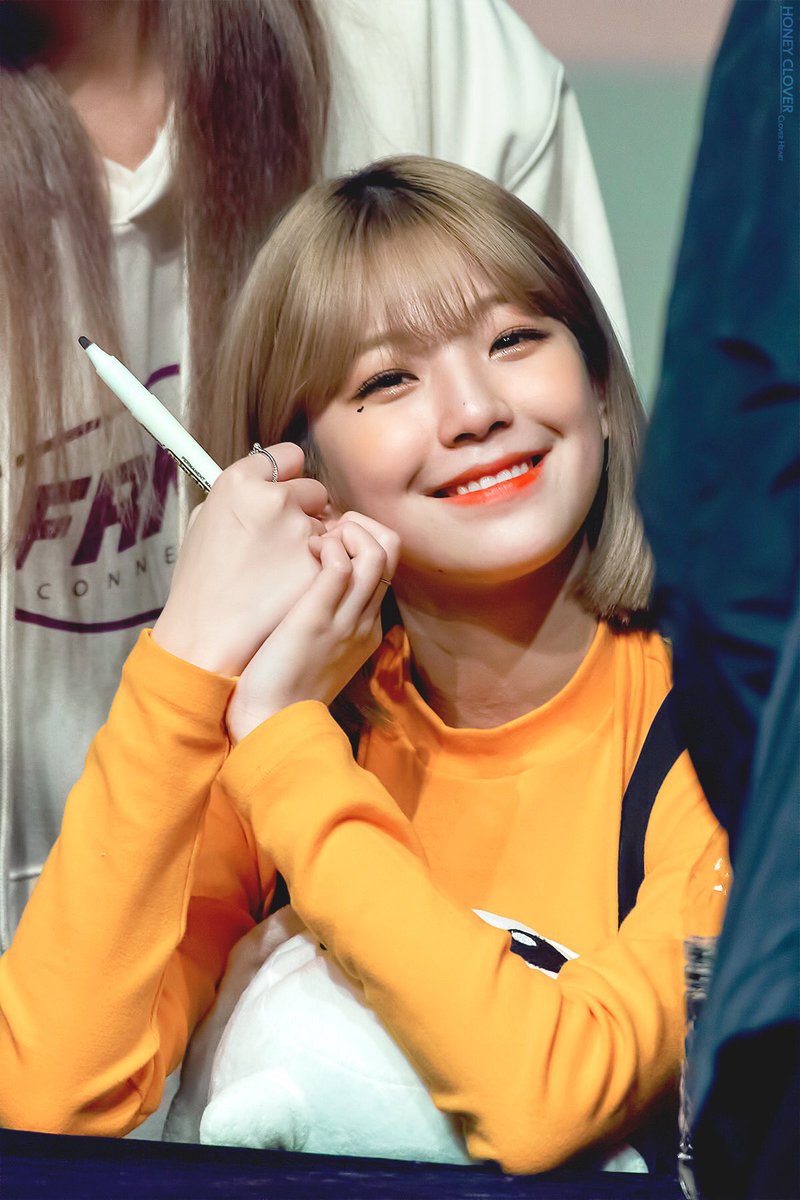 baek jiheon pics tweet media