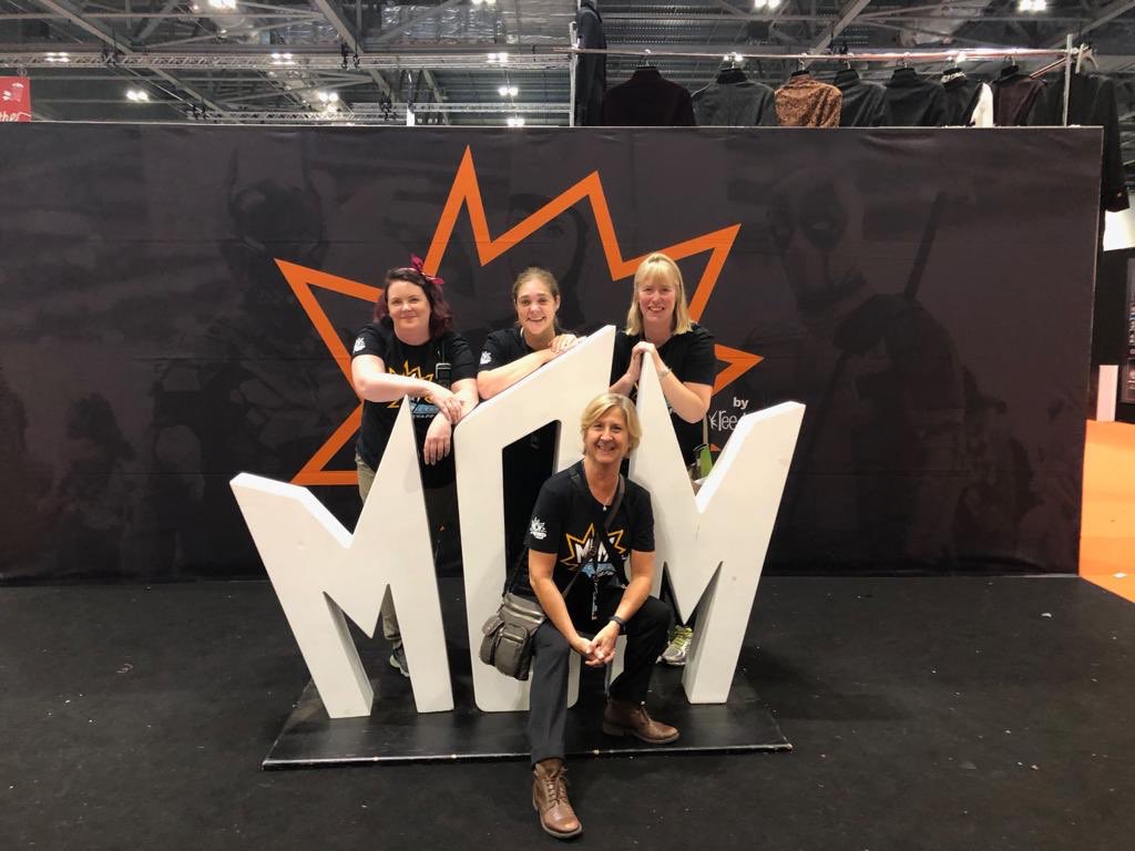 OpsSquad's tweet image. Our Ops Squad girls onsite for the super busy #ComicCon at the weekend. 🤺