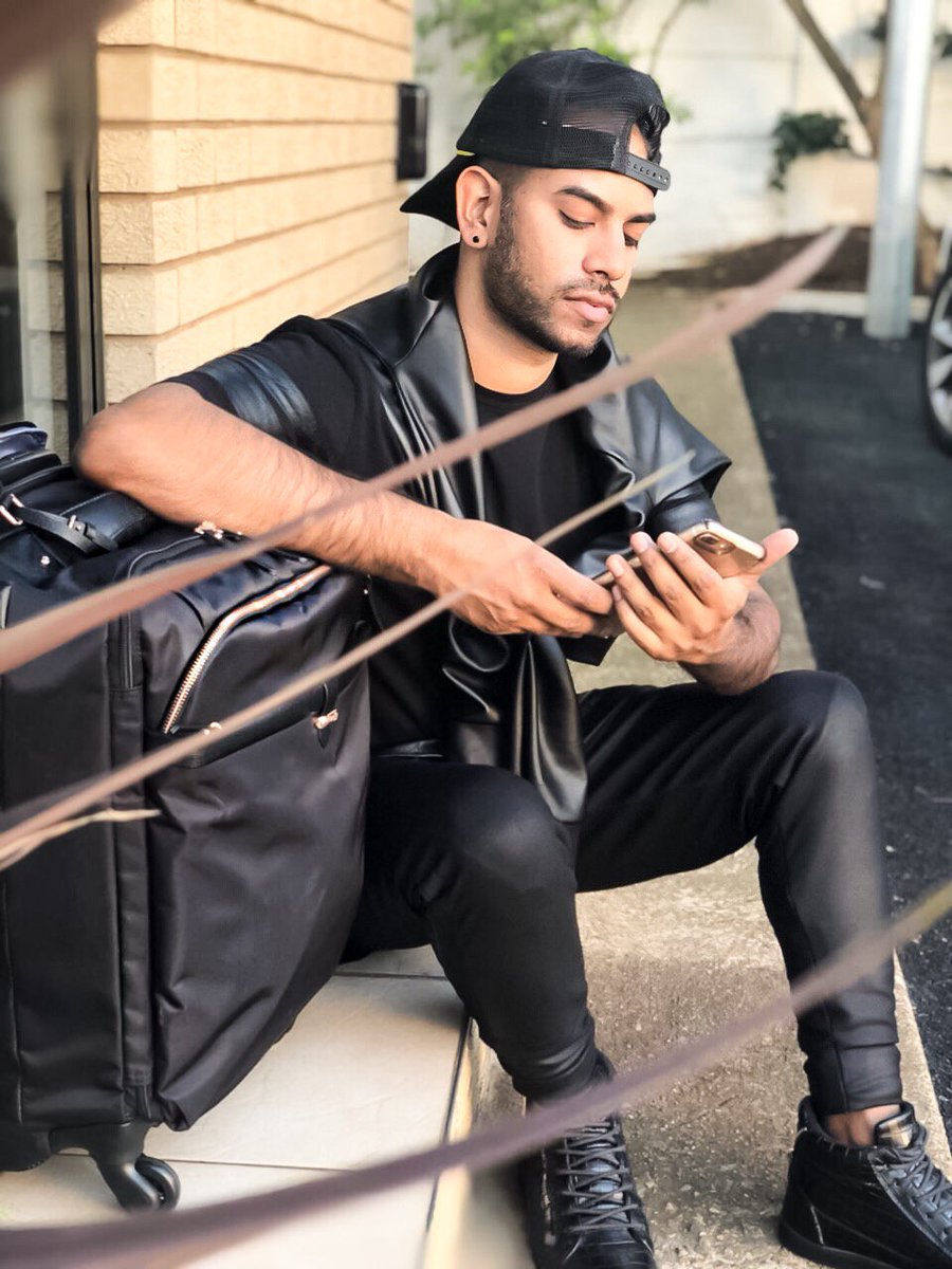Lipault_SA's tweet photo. Find out where @kireshenc, one of the Top 3 designers on @ProjectRunwaySA, loves to travel and what his top travel tips are!
Read it here: https://t.co/Y7QpuqpFjx
#LipaultSA #ProjectRunwaySA #Style https://t.co/cNABBw1FDJ