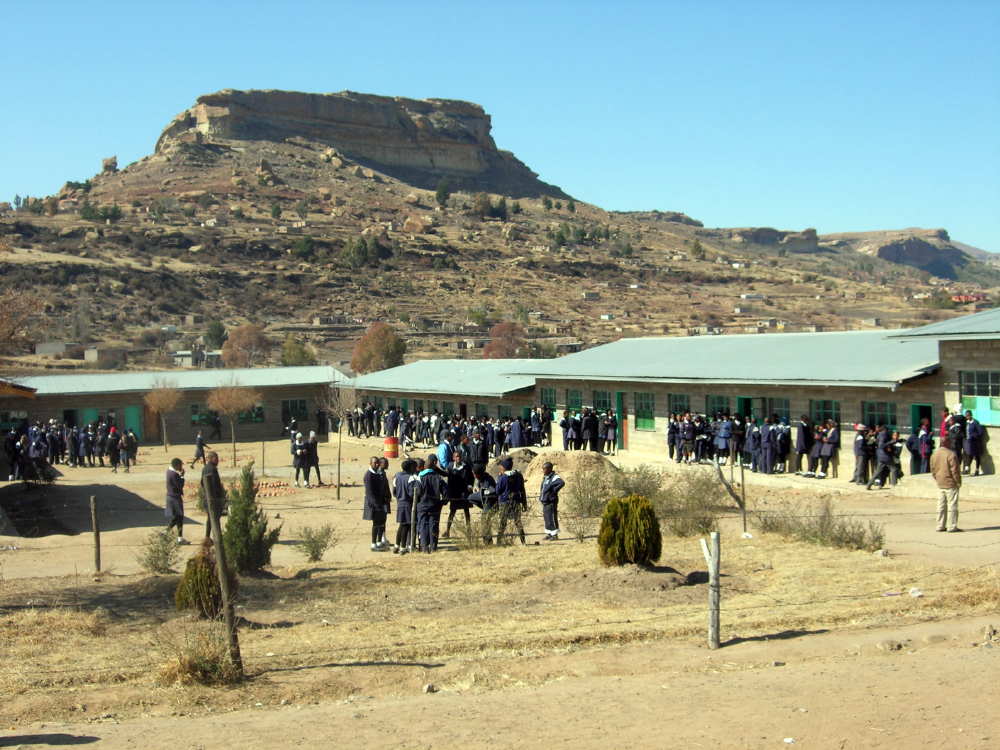 HelpLesotho's tweet photo. A few of the challenges facing Lesotho schools: Teachers have few resources to work with; Teachers must board at the school during the week and often live in horrible housing conditions; Government funding for teachers is severely inadequate. #educate #schoolshelpingschools https://t.co/cURmnJAFV2