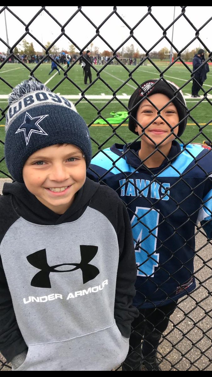 Ginger_Shrek's tweet photo. With the win on Sunday, the St. Thomas Atom #Hawks football squad is off to the finals! S/O to @covey519 and Covey Jr. for the @London_Badgers support!! Kolton Bergeron quarterbacking for the finalists! https://t.co/VhwZtRpBgU