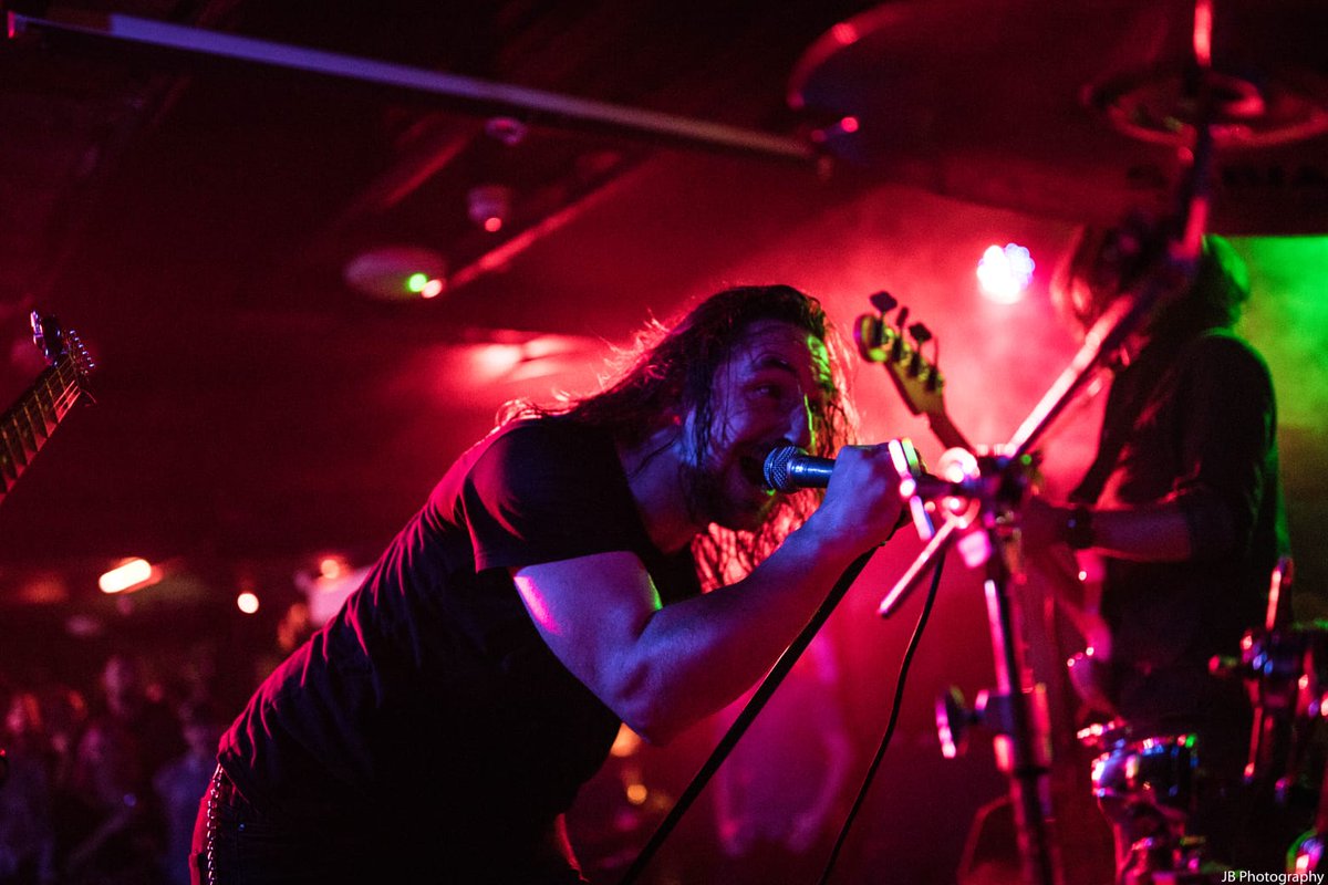 Skyfever1's tweet photo. Come see us support @SladeTimeline @ChrisSladeDrums of @acdc #TheFirm #JimmyPage #AsiaBand !!
@ButtonFactoryv on Nov11th
Tickets on @TicketmasterIre
https://t.co/EgL2nuJ8Mg
#ChrisSladeTimeline #Skyfever #DublinGigs #Irishmusicparty #RT #RockRevolution
@radionova100 https://t.co/eckr8Hfwil