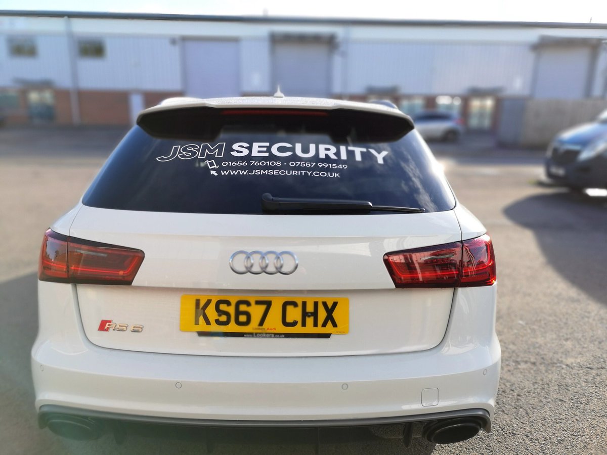 EliteSigns's tweet photo. Subtle #advertising on this lovely @Audi #RS6 #Performance for #JSMSecurity with #Metamark #Matteblack &amp; #White #Vinyl #vehiclelivery @Metamarkuk https://t.co/KbvPIbIAzB