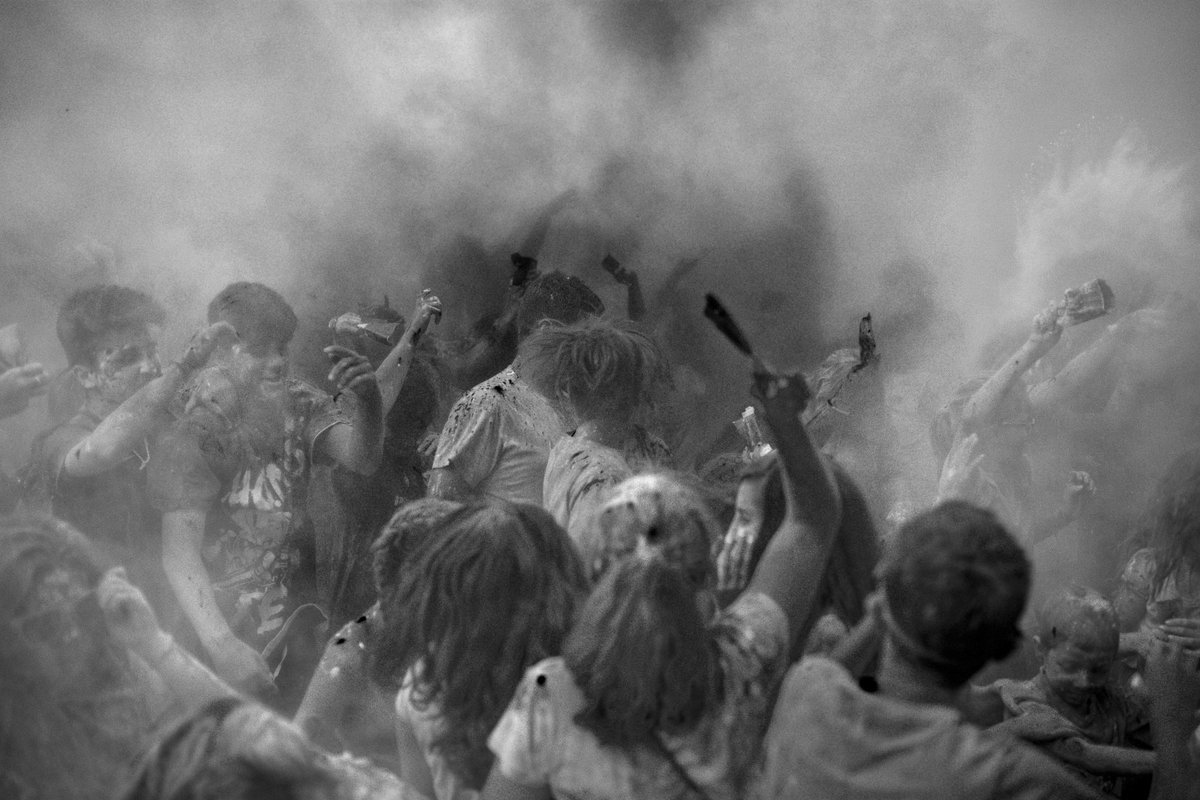 ¿Holiween? 😣😣
#HoliDolly #Halloween #Terror #Niebla #Holiween