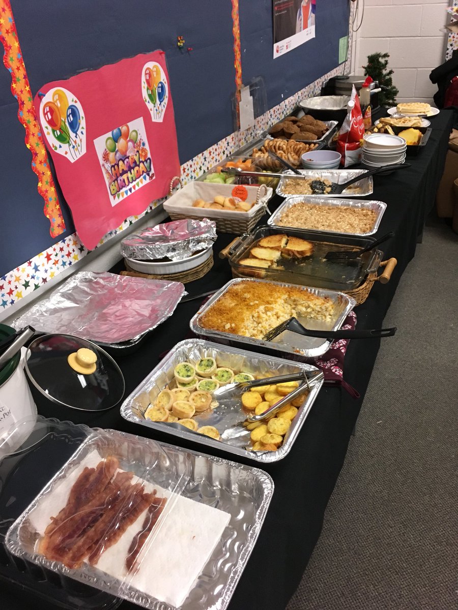 Julie Fortier On Twitter Wow What An Amazing Breakfast Spread We Are So Grateful Parent Council For Your Hard Work And Support Stlukenepean Https T Co Njp68ssqxu