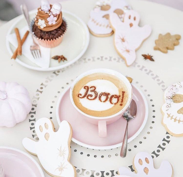 CartsByHelen's tweet photo. We’re excited for all of our halloween events this year!! 🎃 #Halloween #HalloweenParty #sweets #party https://t.co/xL35EDswtt