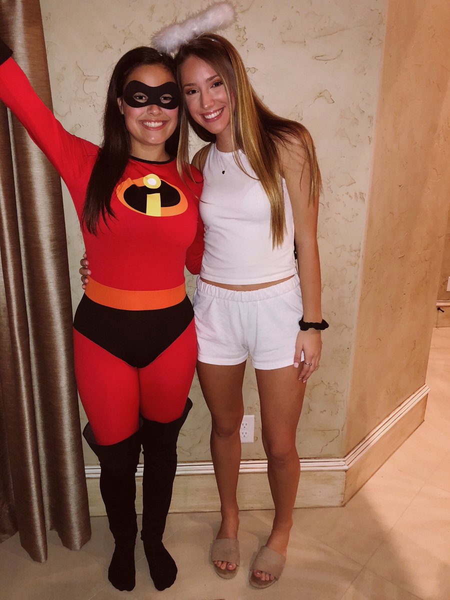 marenwisenerr's tweet photo. Happy birthday mom!!! I love you Sm thanks for being my bestie since 2nd grade❣️❣️ have fun bein 18!!!😘 https://t.co/eT2MnzeU9B