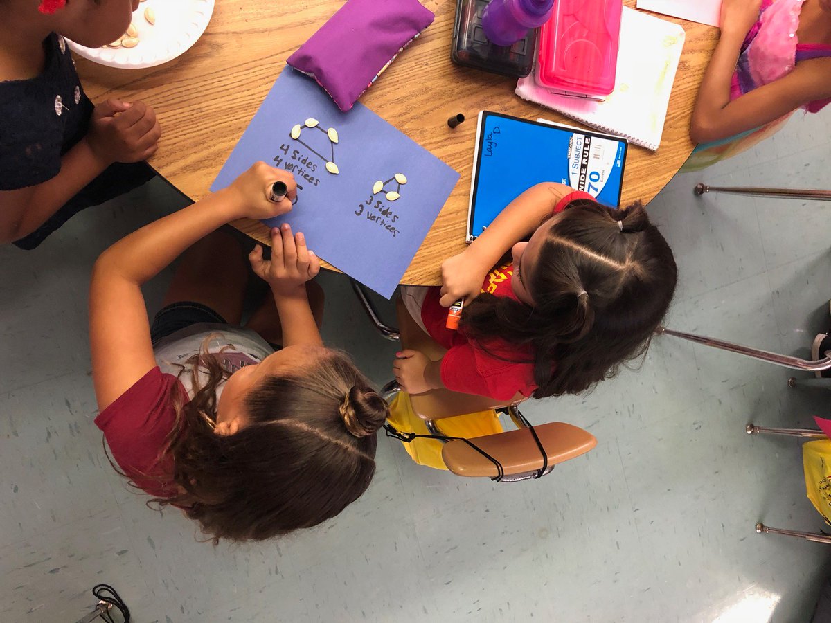 MrsKPalacios's tweet photo. Kindergarten partners with Mrs.Mercer's Third grade class to integrate curriculum! #science #math #vocabulary #inquiry #readingbuddies @STESPrincipal @STES_Math https://t.co/mjxyLEjlKp