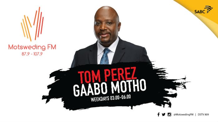 motswedingfm's tweet photo. 03H00 - 06H00 | #GaaboMotho le Tom Perez

#KeTlaReetsaMoRadiong 
📞 089 860 5665
📲 SMS 45997
WhatsApp 082 565 6674
📻 https://t.co/rRARqDwxO5 https://t.co/njbjc6eIT4