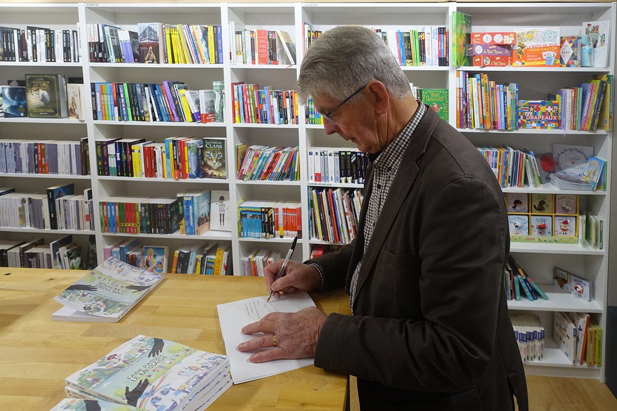 Editions Persée tweet media