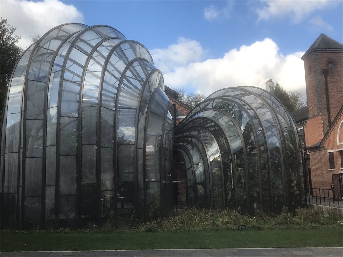 Tofrek's tweet image. Fascinating guided tour of the Bombay Sapphire distillery. Thank you. Very informative and entertaining guide. #BOMBAYDISTILLERY