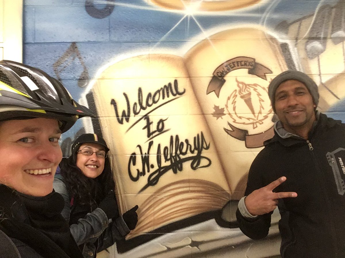 biketoschoolTO's tweet photo. That’s a wrap for our Cycling Education Program collaboration with @CLinkBikeHub at @CWJefferysCI this Fall. What a success! Til next time @HPE_TDSB We’re booking Grade 9 Spring Programs now. DM for details https://t.co/21V4tcdhH1