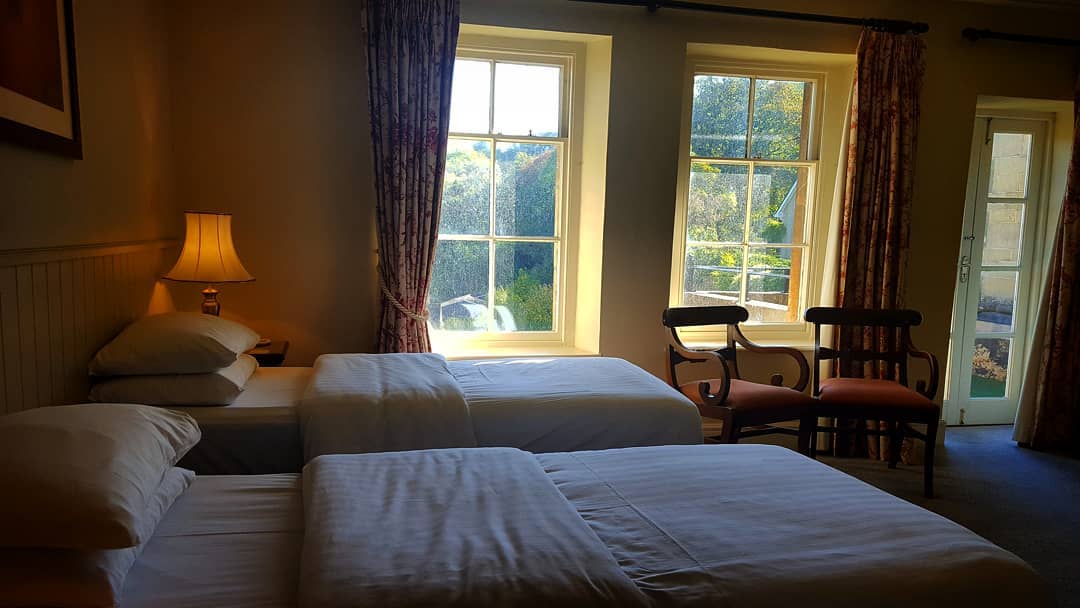 Hello! After a cold and #frosty morning, the sun has finally come! So nice ☀️☀️ Planning to travel to Bath? Book your accommodation with us at the #limpleystokehotel 

For more info, have a look at our website: limpleystokehotel.co.uk
#Hotels #MondayMotivation  #BestWesternGB