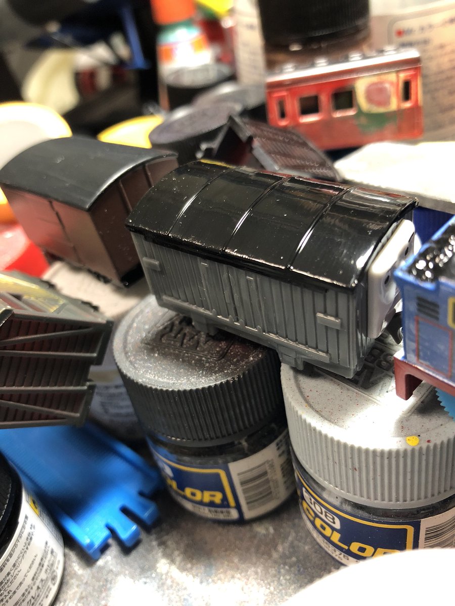 黒にするだけでも変わりますね