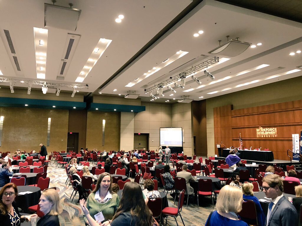 sclegalservices's tweet photo. We’re at the Workforce Development Symposium building partnerships to help folks get back into the workforce.

#LegalAidHelps workers overcome barriers to employment like criminal records and credit issues. We have an important role in workforce development! #2018SCWDS https://t.co/PAO2fRqZ67