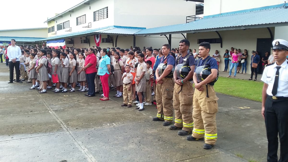 BCBRP's tweet photo. Personal #EXBUREPTY #ZREste presente en actos de cremación de Banderas, Colegio China-Taiwán, Las Garzas de Pacora. @Meduca_Panama https://t.co/QmG1O5RPC6