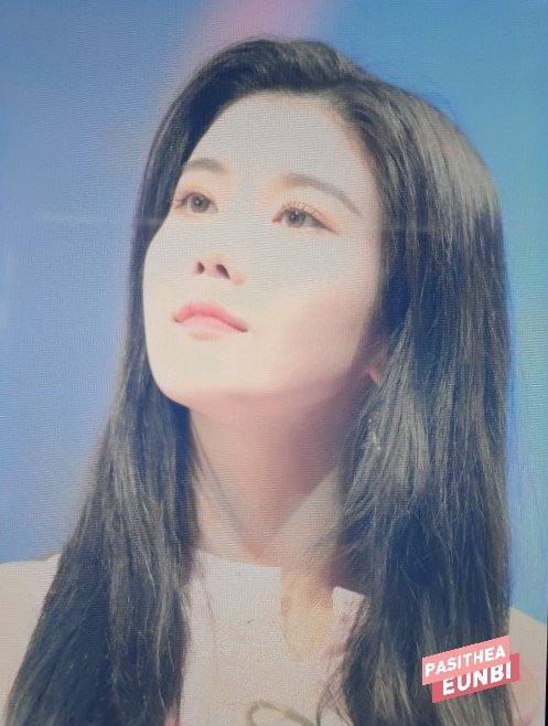 pasithea_95's tweet photo. 181029 아이즈원 데뷔 쇼콘

💜preview💜

#권은비 #아이즈원
#クォンウンビ #IZONE https://t.co/Tn8oT7gNFs