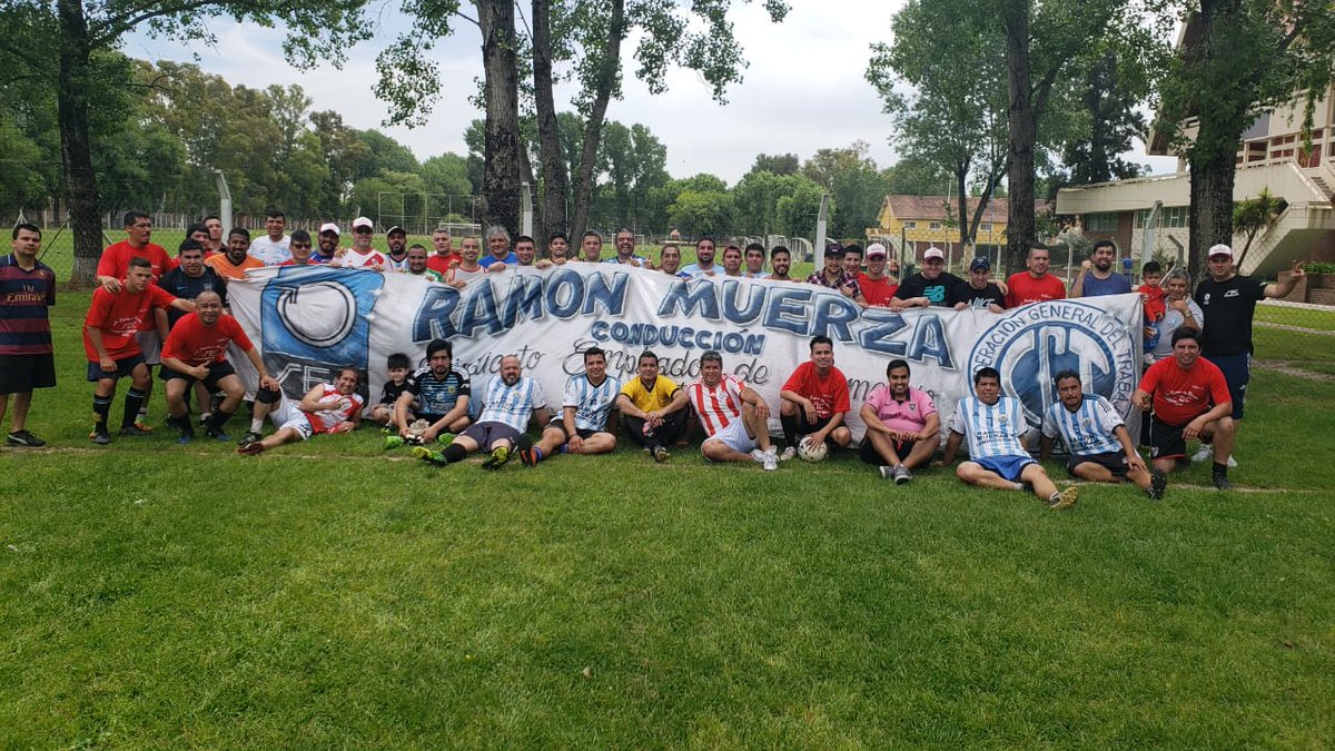 Hermoso día pasa en el día de ayer en el cumpleaños de nuestro compañeros veliz .siempre junto al #equipodeRamon. @RamonMuerzaSEC <a href="/SubOrganizacion/">jose medina</a> <a href="/GustavoINCSA/">Gustavo D Bustamante</a>  <a href="/yamildominguez3/">Yamil Dominguez Bianconi</a> <a href="/Gralucero63/">Graciela Lucero</a> <a href="/ClaudioPorto136/">Claudio Porto</a> <a href="/ibocortez49/">ibo gabriel cortez</a> @