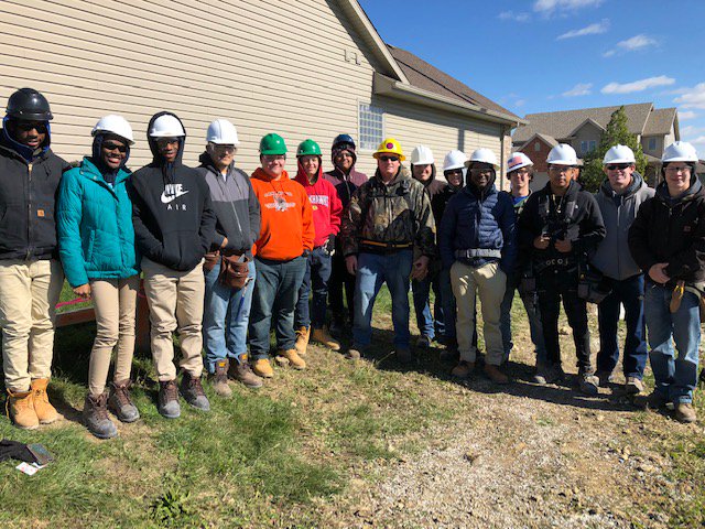 KACC4083's tweet image. KACC Breaks Ground on #House22!  #GoodRead #NewConstruction #HomeBuilding #ConstructionTechnology #TogetheratKACC #We&amp;gt;me #TalentedStudents ow.ly/YMLv30mpEsV
