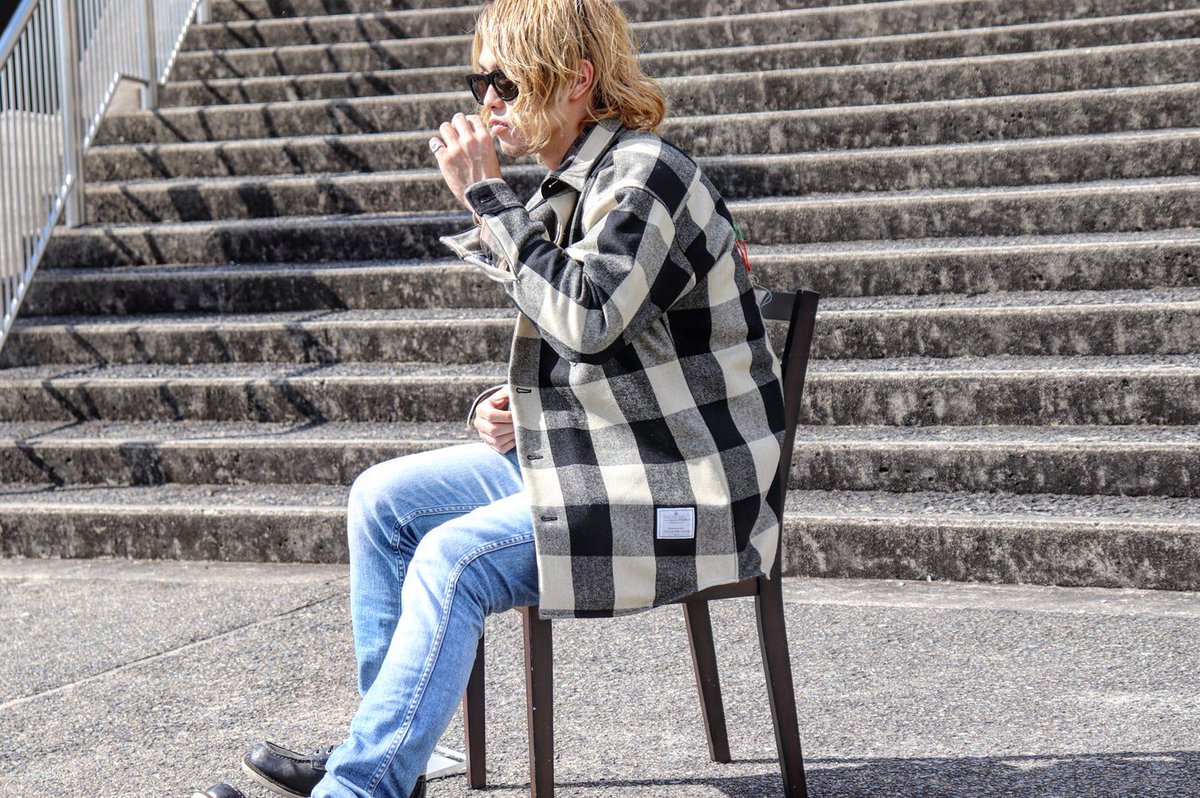 0912_1225's tweet image. mv撮影の衣装はホワカラ！
EFFECTENのutilityロゴアウター！
デザインも着心地も抜群です。
#ホワカラ #EFFECTEN