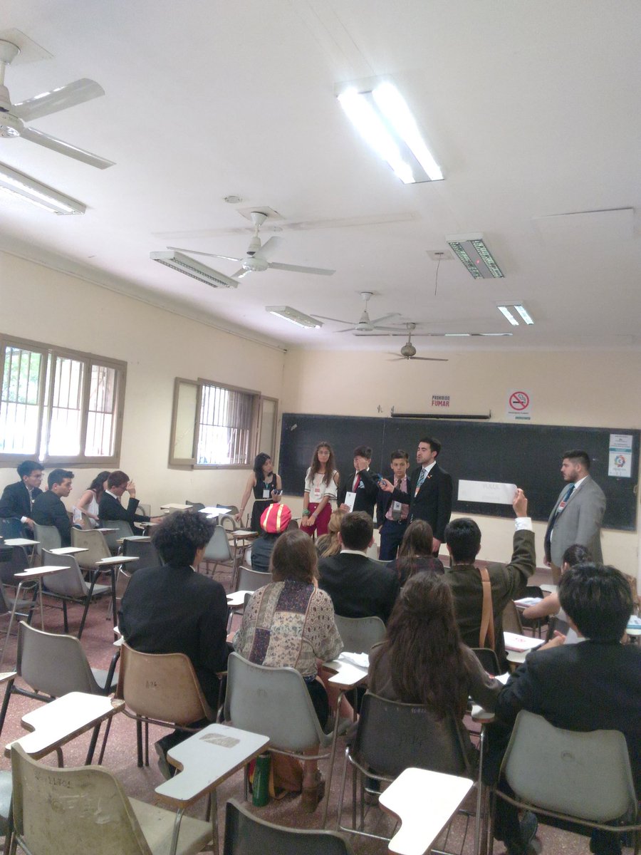 mcnchaco's tweet photo. Debate bicameral 📖 
#IVMCN https://t.co/EgGOKLj9BE