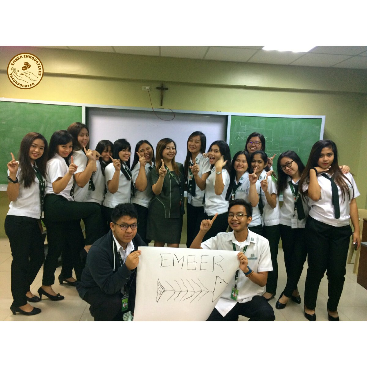 Ember_Incorp's tweet photo. "Teamwork truly makes the dream work." 

The cooperation and unity of the enterprise are expressed through a team building activity presented in WIBUSEN subject last October 23.

#SpreadTheKapiness https://t.co/2m2AcC0LM2